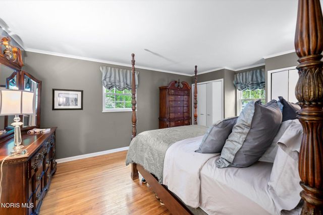 4525 Granville Court, Toledo, OH 43615