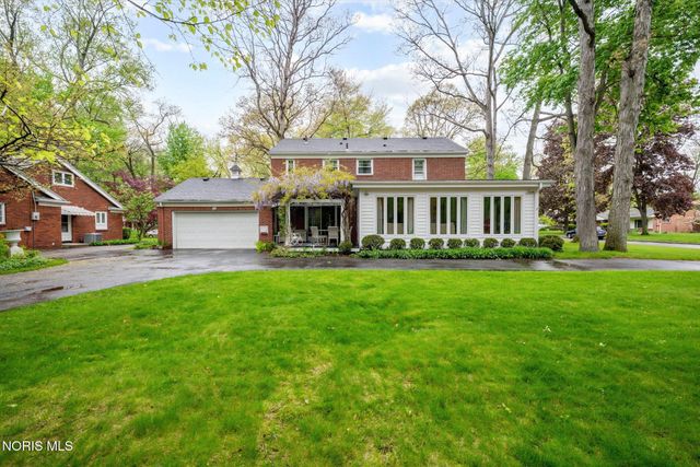 4525 Granville Court, Toledo, OH 43615