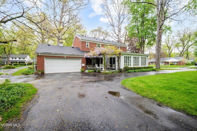4525 Granville Court, Toledo, OH 43615