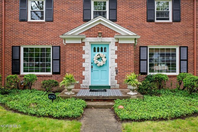 4525 Granville Court, Toledo, OH 43615