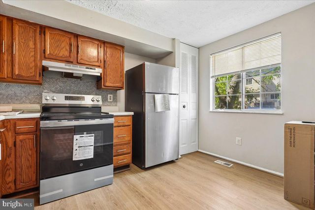 5913 SPRUCE RUN CT, Centreville, VA 20121