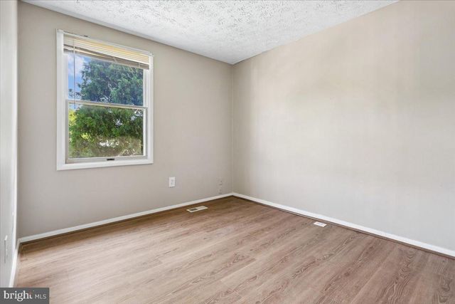5913 SPRUCE RUN CT, Centreville, VA 20121