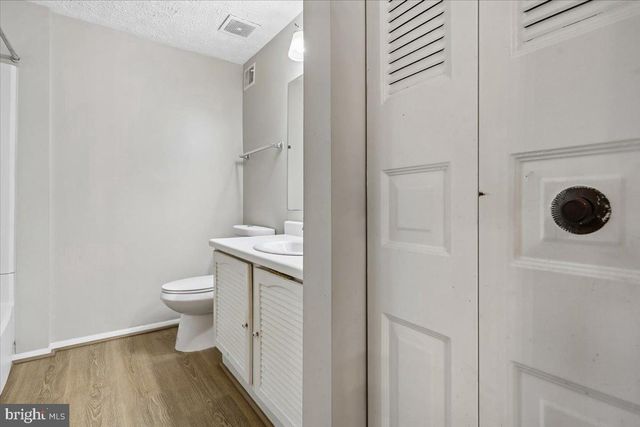5913 SPRUCE RUN CT, Centreville, VA 20121