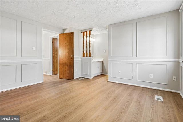 5913 SPRUCE RUN CT, Centreville, VA 20121