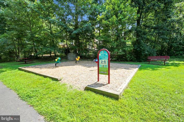 5913 SPRUCE RUN CT, Centreville, VA 20121