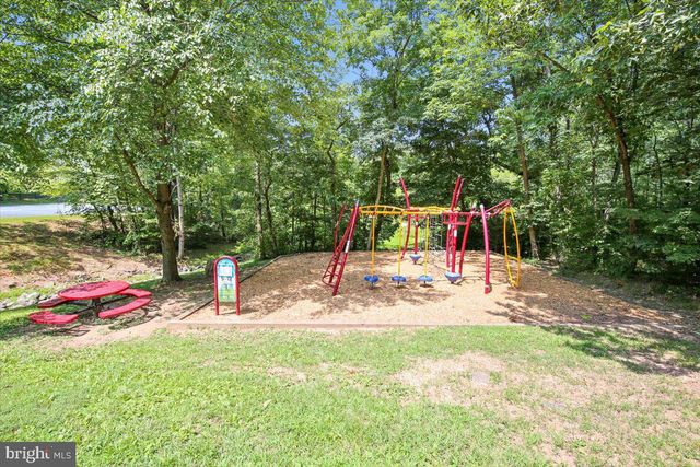 5913 SPRUCE RUN CT, Centreville, VA 20121