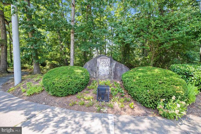 5913 SPRUCE RUN CT, Centreville, VA 20121