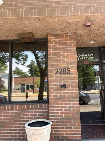2285 Massachusetts Ave 101, Cambridge, MA 02140