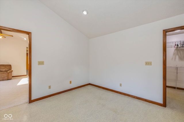 320 Park Forest Drive E, Whiteland, IN 46184