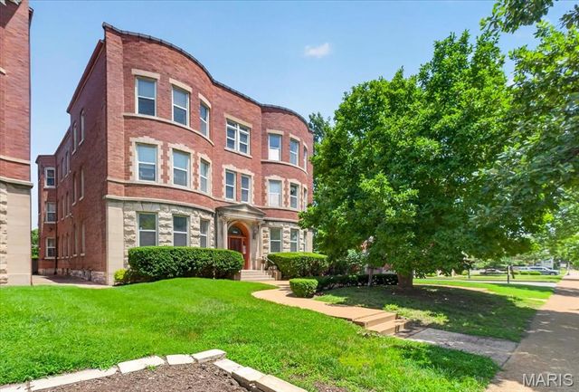 4317 Lindell Boulevard D, St Louis, MO 63108