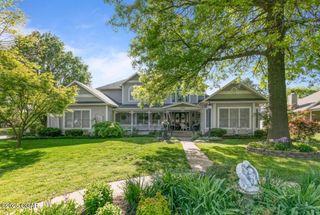 1529 S Grand Avenue, Carthage, MO 64836