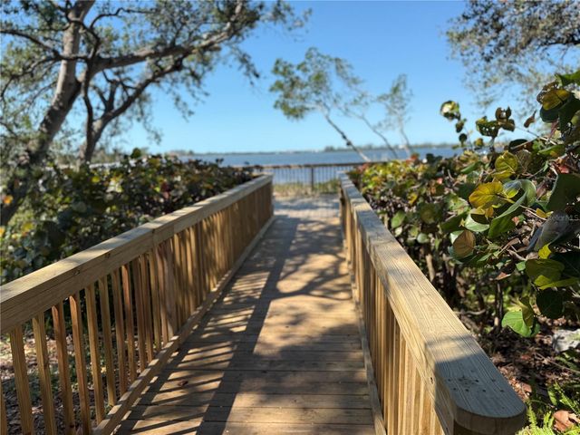 7523 4TH AVENUE W, Bradenton, FL 34209