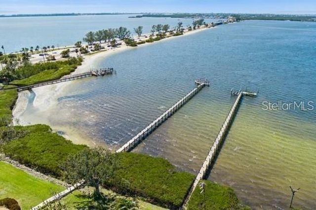 7523 4TH AVENUE W, Bradenton, FL 34209