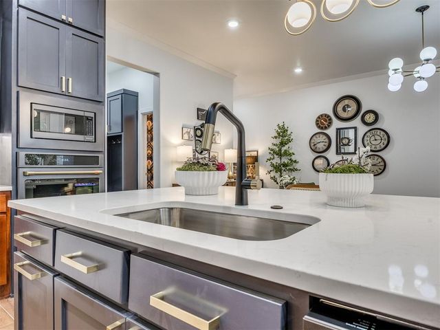 16100 Catalonia Place, Oklahoma City, OK 73170