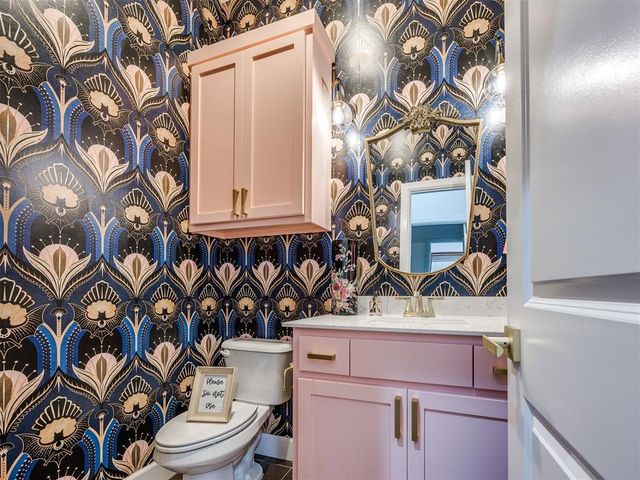 16100 Catalonia Place, Oklahoma City, OK 73170