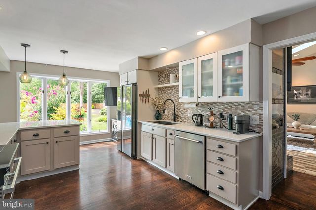 1610 RIDOUT RD, Annapolis, MD 21409