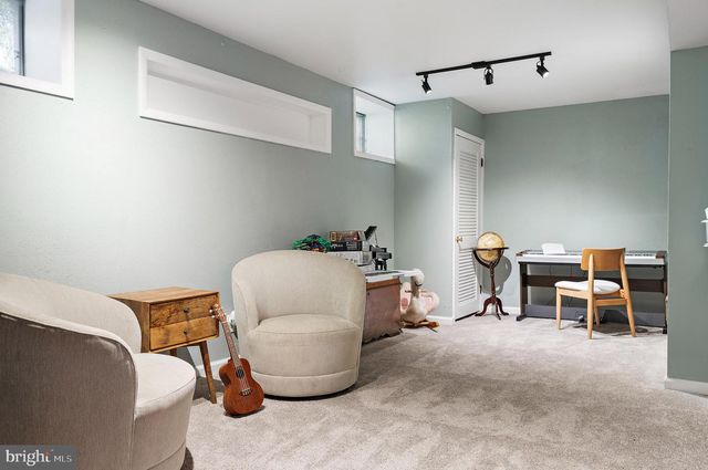 1610 RIDOUT RD, Annapolis, MD 21409