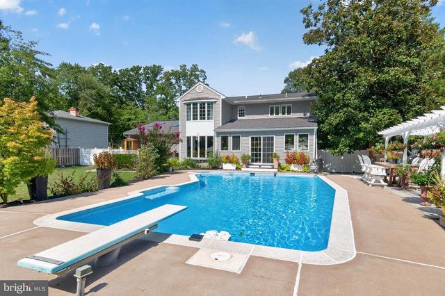 1610 RIDOUT RD, Annapolis, MD 21409