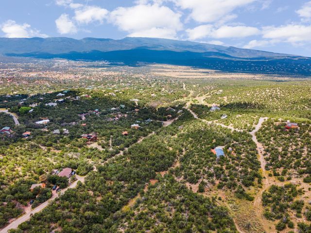 86 Canyon Road, Sandia Park, NM 87047