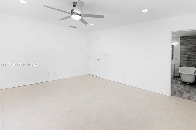 1110 S 14th Ave, Hollywood, FL 33020