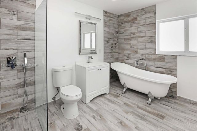 1110 S 14th Ave, Hollywood, FL 33020