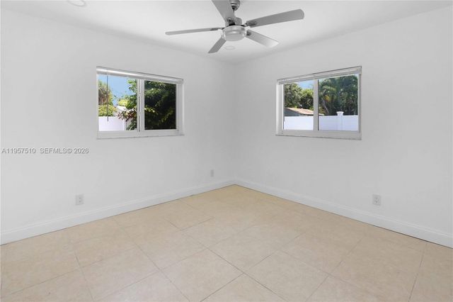 1110 S 14th Ave, Hollywood, FL 33020