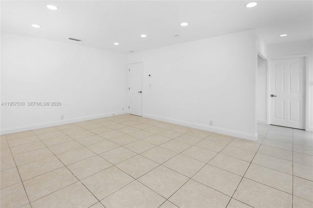 1110 S 14th Ave, Hollywood, FL 33020