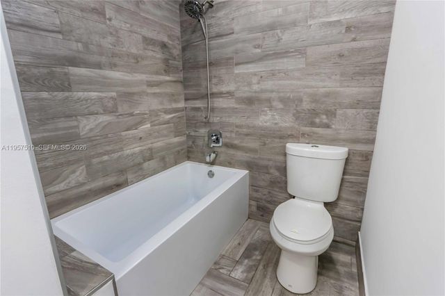 1110 S 14th Ave, Hollywood, FL 33020