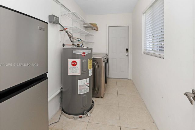 1110 S 14th Ave, Hollywood, FL 33020