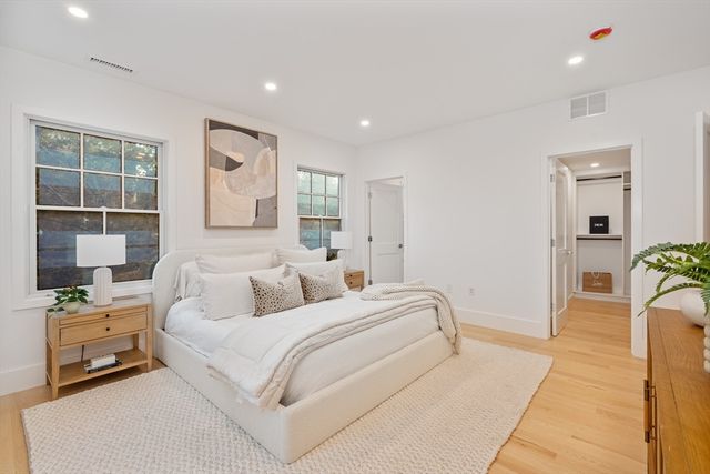 65 Francis A, Brookline, MA 02446