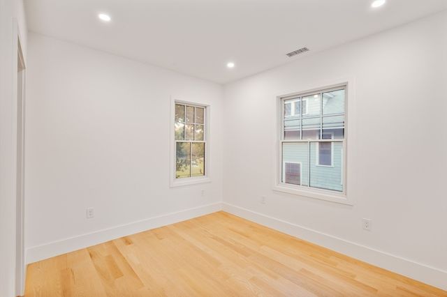 65 Francis A, Brookline, MA 02446