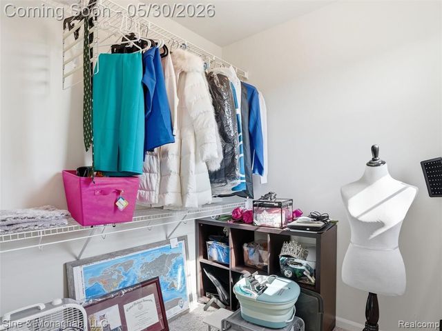 24827 Ivy, Novi, MI 48375