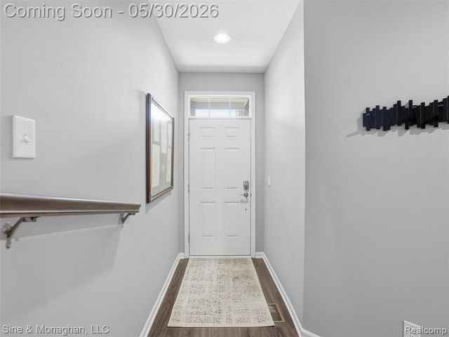 24827 Ivy, Novi, MI 48375