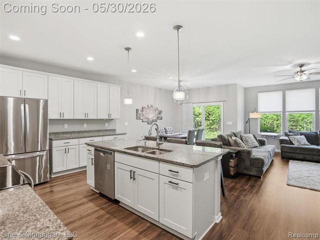 24827 Ivy, Novi, MI 48375