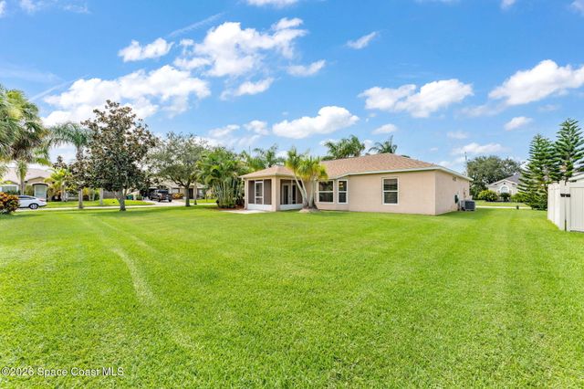 1622 Laramie Circle, Melbourne, FL 32940