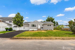 1221 Charter Street, Piscataway, NJ 08854