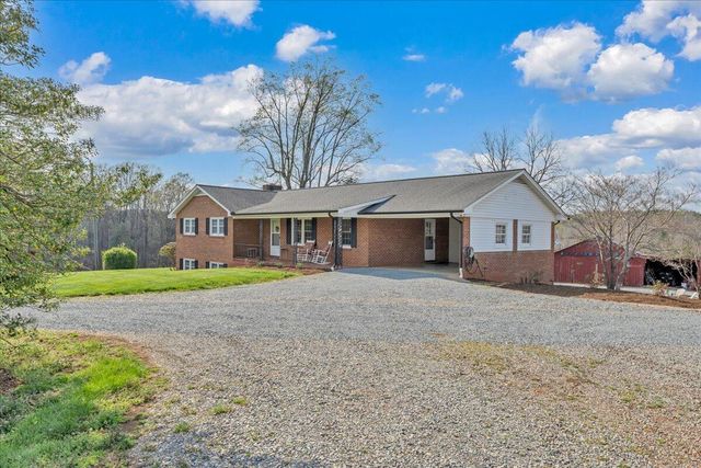 4660 Franklin ST, Rocky Mount, VA 24151