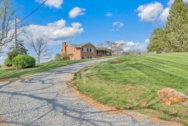 4660 Franklin ST, Rocky Mount, VA 24151