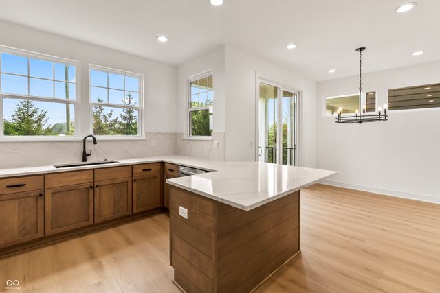 15407 Mystic Rock Drive, Carmel, IN 46033