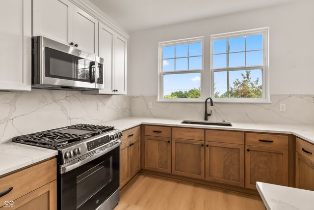 15407 Mystic Rock Drive, Carmel, IN 46033