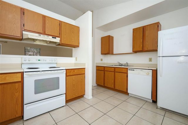 3240 LITTLEFIELD STREET, Deltona, FL 32738