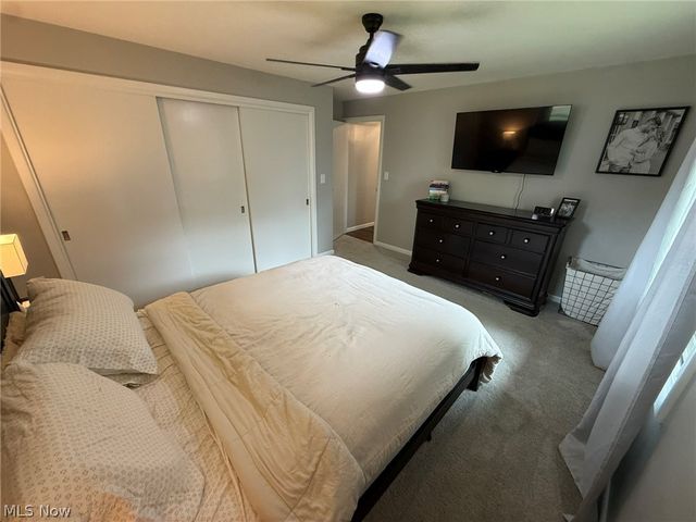 837 Oak Street NW, New Philadelphia, OH 44663