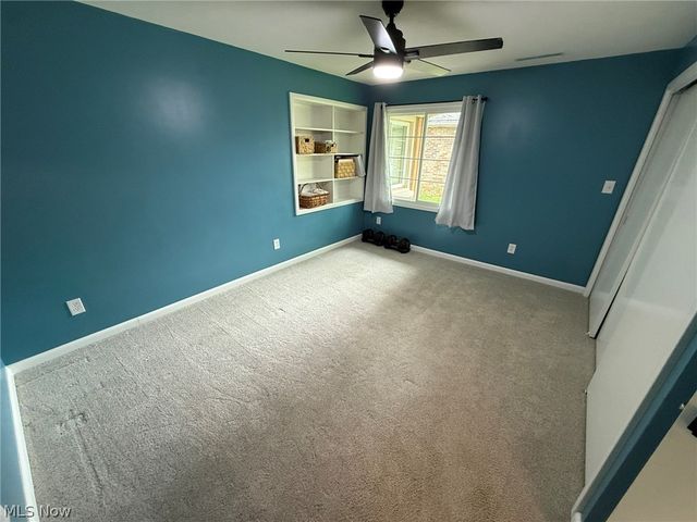 837 Oak Street NW, New Philadelphia, OH 44663