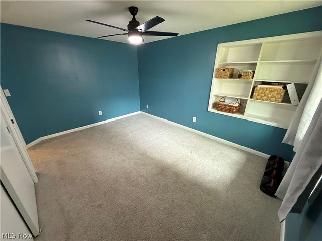 837 Oak Street NW, New Philadelphia, OH 44663