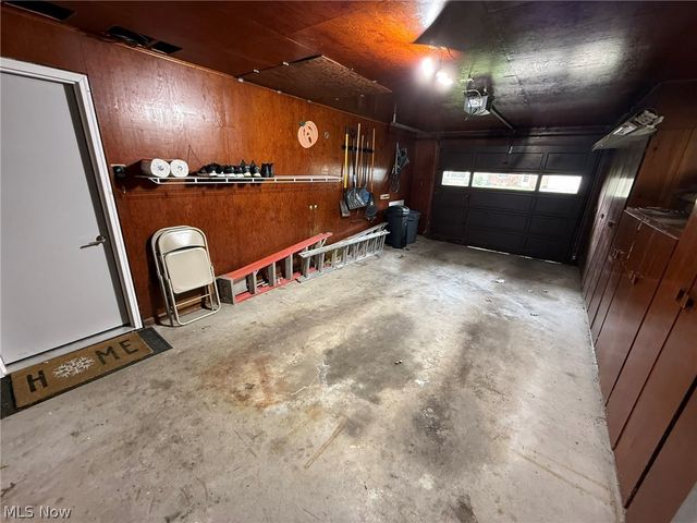 837 Oak Street NW, New Philadelphia, OH 44663