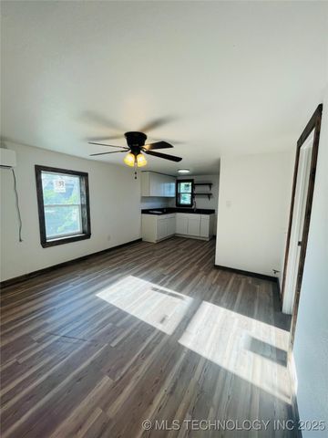 1318 N 5th Avenue, Durant, OK 74701