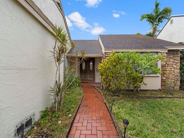 1440 Egret Rd, Homestead, FL 33035