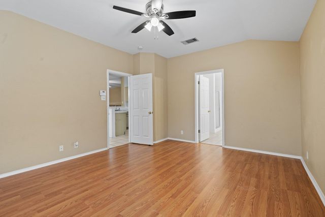 2100 Desco DR, Austin, TX 78748