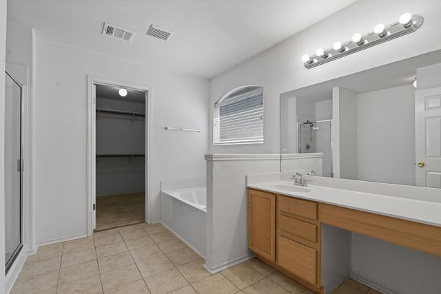 2100 Desco DR, Austin, TX 78748