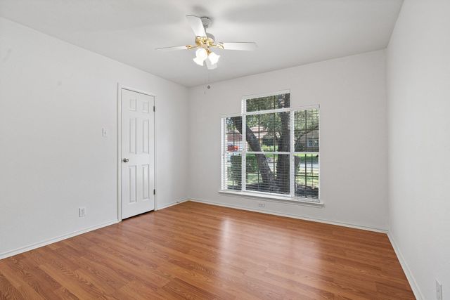 2100 Desco DR, Austin, TX 78748